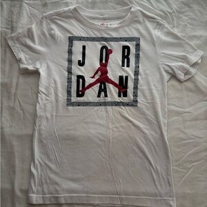 Nike Jordan Kids T-Shirt – White – Size M (10-12 YRS)